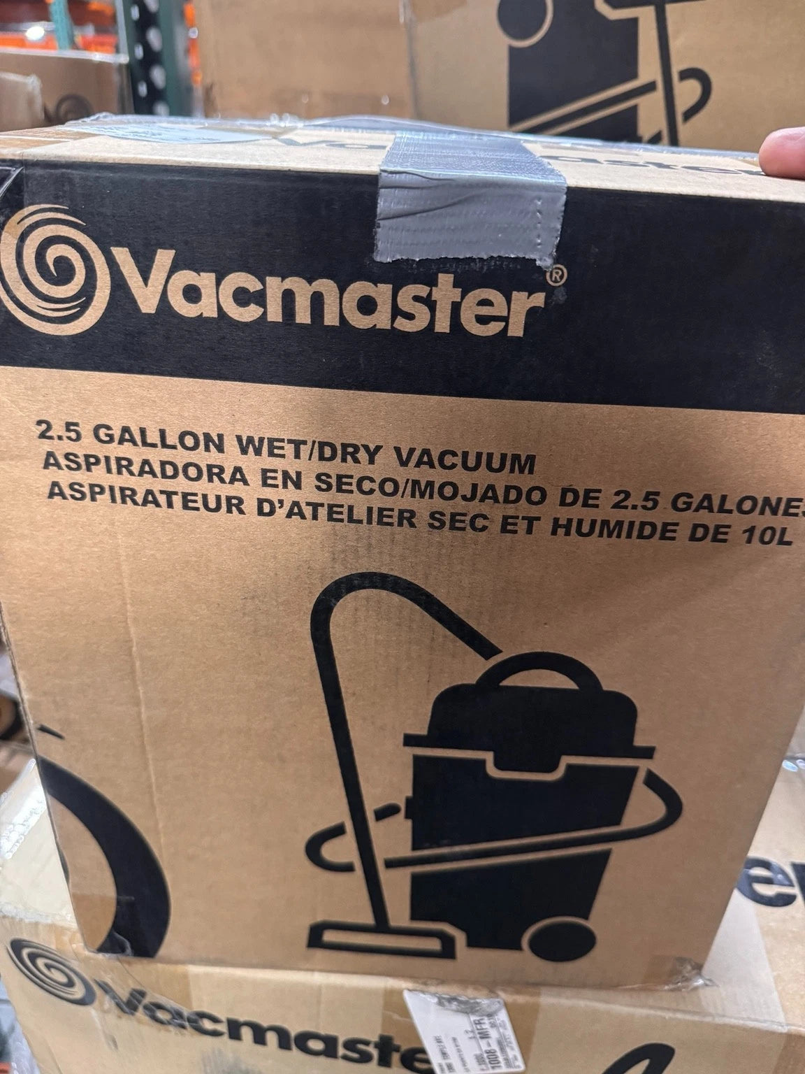 Vacmaster VOM205P 2.5 Gallon Portable Wet Dry Vacuum — 2 Peak HP, Corded (Open Box)