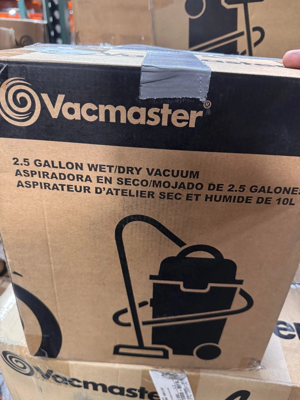 Vacmaster VOM205P 2.5 Gallon Portable Wet Dry Vacuum — 2 Peak HP, Corded (Open Box)